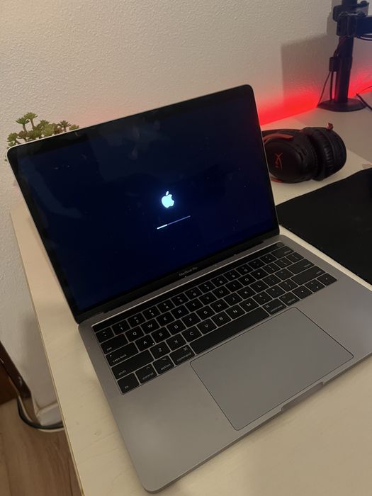 Apple MacBook Pro Space Grey 13.3 2017