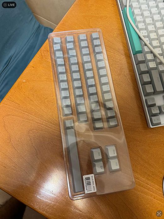 Teclado Mecânico 3inuS KEBOHUB EE01 + Hub USB-C/HDMI Integrado