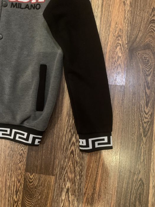 Чоловічий бомбер PRADA