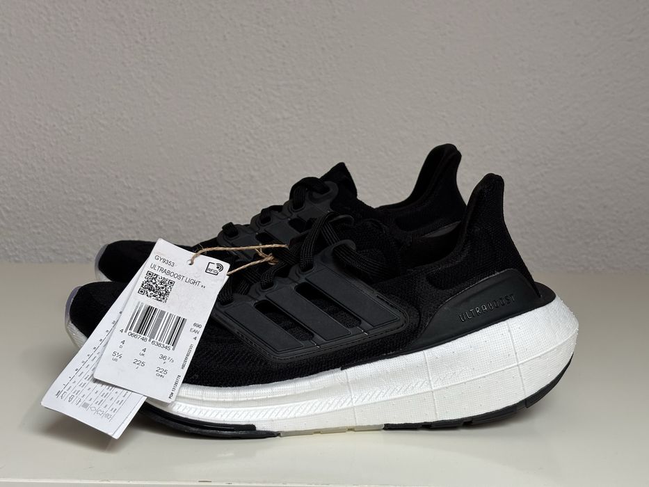 Adidas Ultraboost Light Pretos Mulher (36 e 2/3)