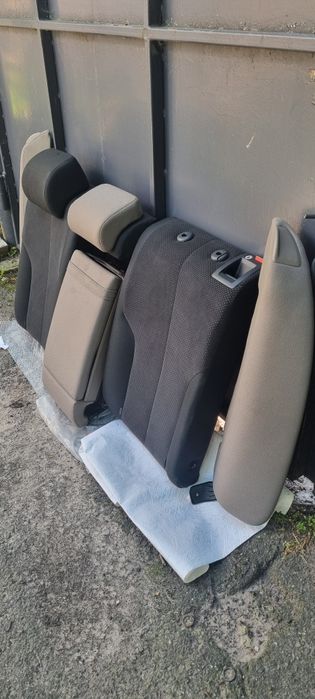 Задній ряд спинки з підлокотником пассат b6 седан