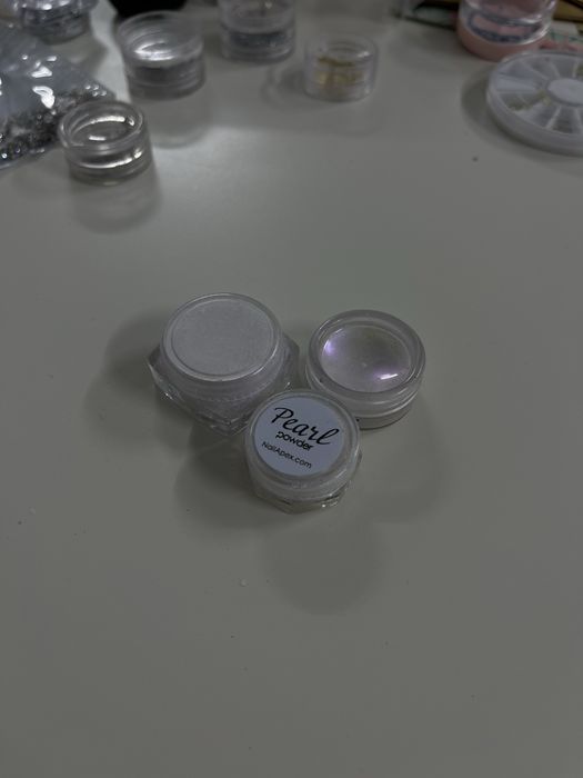 Манікюрні матеріали для дизайну