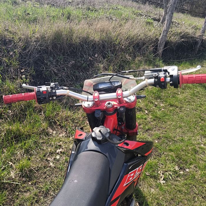 Мотоцикл Эндуро BSE J10 як новий