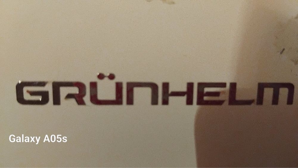 Новий Хододильник GRUNHELM