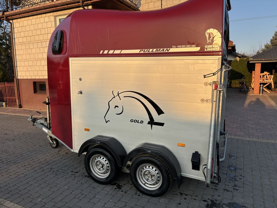 Przyczepa do koni zwierząt Cheval Liberte 1400dmc 2019r