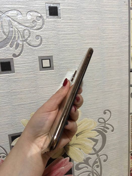 IPhone Xs Max Gold 6 300 грн. Мобільні телефони / смартфони Вінниця на Olx