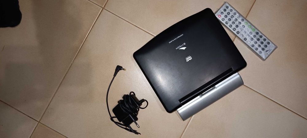 Dvd portatil como novo