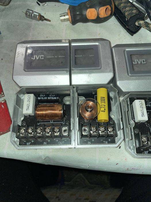 Підсилувач 6х канальний виход 6 вхід 4 канала