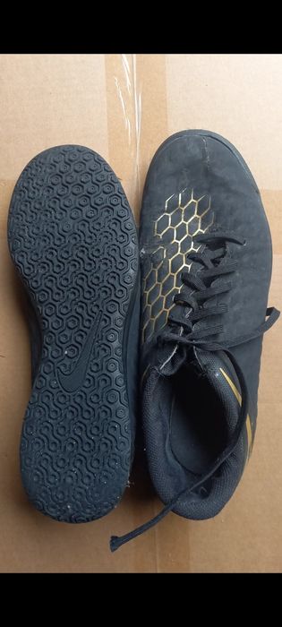 Buty sportowe Nike rozm 42 Turfy Halówki