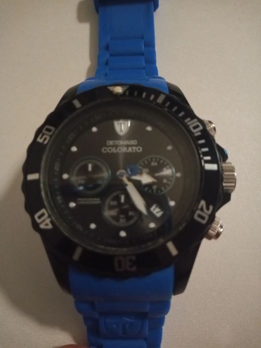Zegarek kwarcowy Detomaso chronograph.