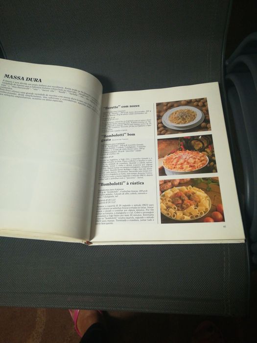 Livro de Receitas (A saúde na mesa)