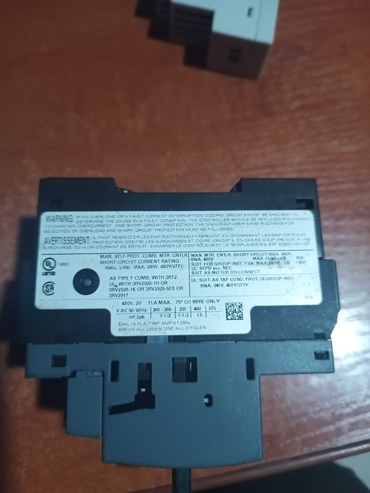 Wyłącznik silnikowy SIEMENS 3RV2021-4BA15 14-20A 9kW