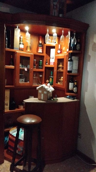 Vendo bar de canto