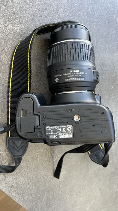 Дзеркальний фотоапарат Nikon D5100 Kit 18-55mm VR + 32GB (пробіг