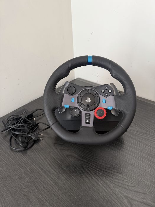 Logitech G29   Volante + Pedais  PS5 PS4 PC (Como Novo) com Caixa