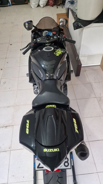 Suzuki Gsxr 750 K8