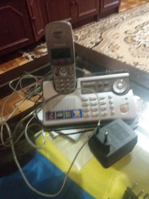 Телефон  Панасоник