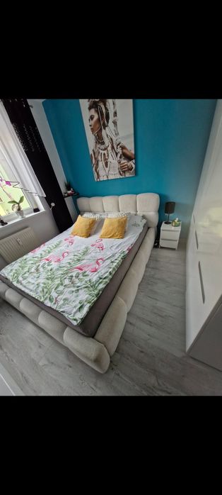 Łóżko do sypialni