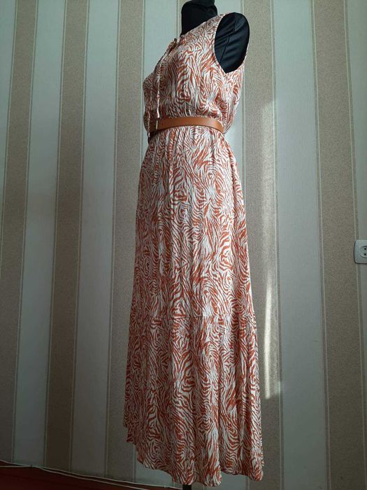 Сукня, плаття літнє, максі\міді. НОВА сукня. 100% віскоза.
