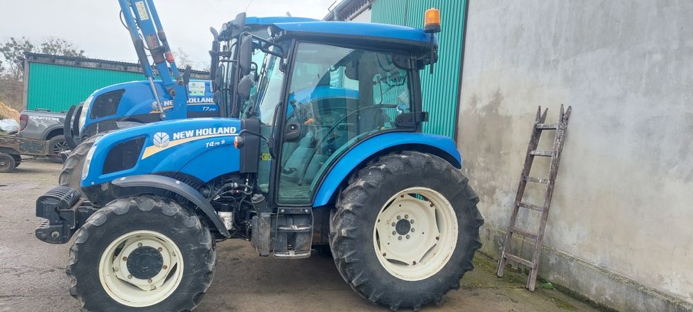 Ciagnik New Holland T4 75 KM