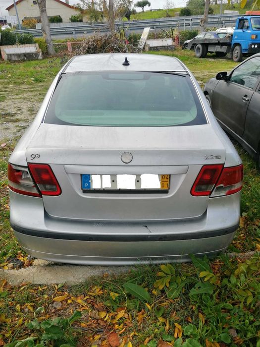 Carro Saab 93 de 2004 para peças