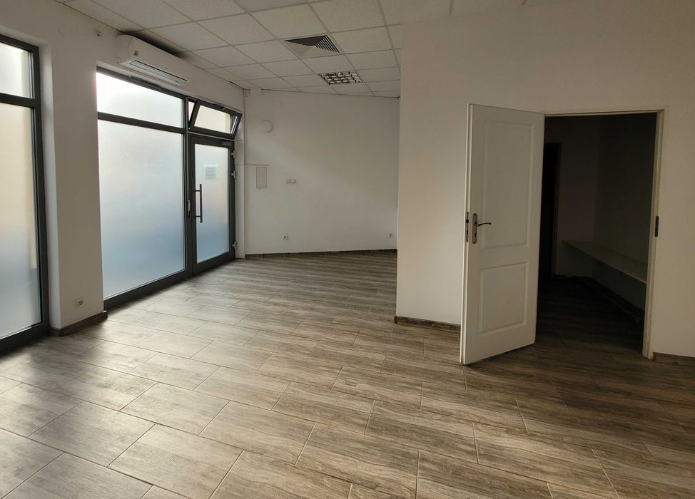 Lokal usługowy do wynajęcia w Legionowie