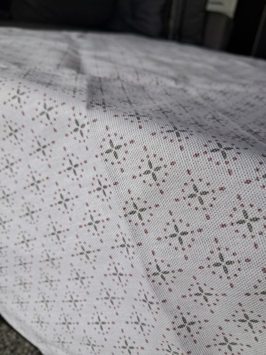 Obrus 90x90 we wzorki