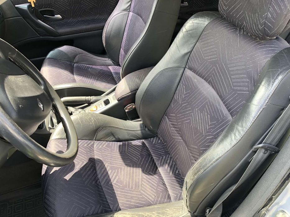 Renault LagunaПродаж