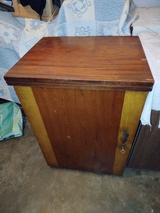 Máquina de costura Singer