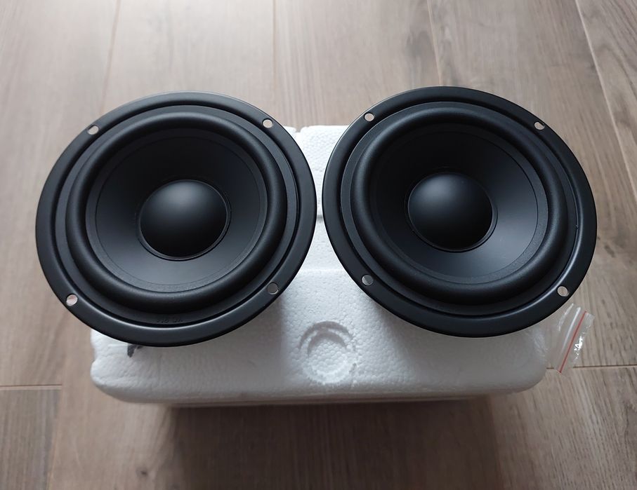 Чистый среднечастотный динамик Ні-Fі, 4 дюйма, 115 мм, 8О Вт.