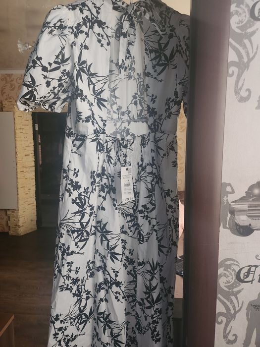 Нова сукня Zara з біркою