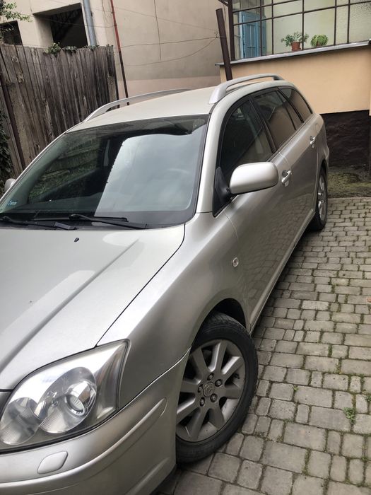 Терміново Продам тойота авенсіс 2,2 дизель 130kw