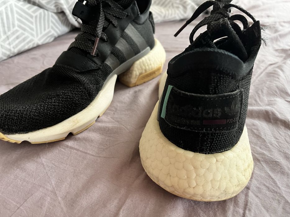 Кросівки adidas жіночі