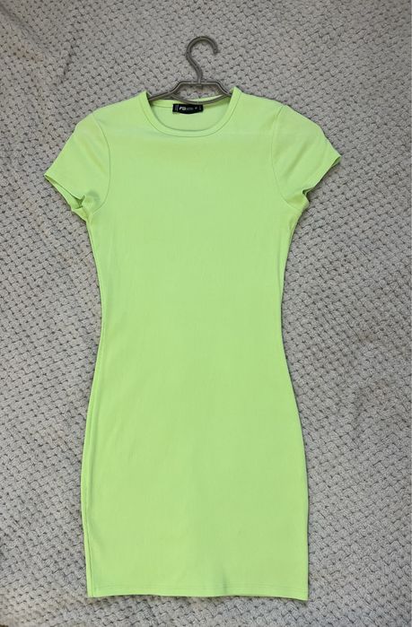 Сукня-футболка розмір М