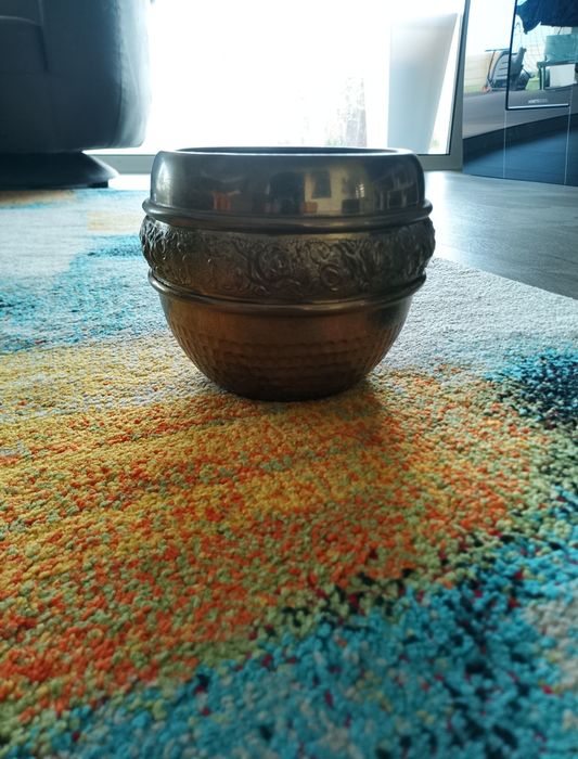 Vaso de latão vintage Y2k