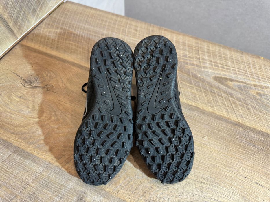 Сороконіжки Nike 34/21см