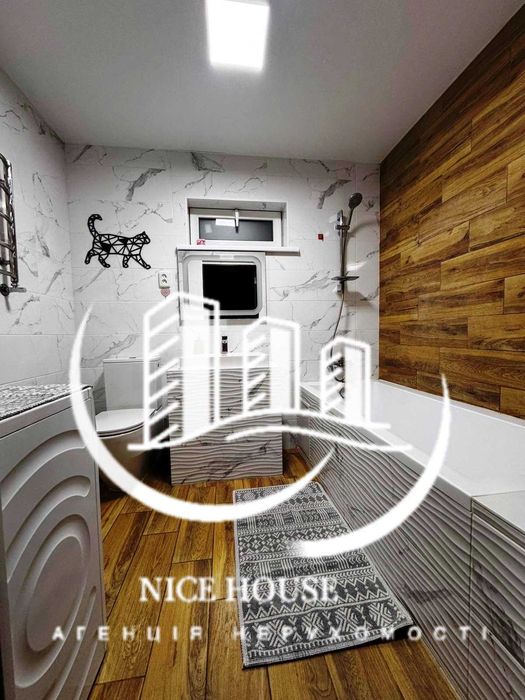 Продам дом в посёлке  Печенеги