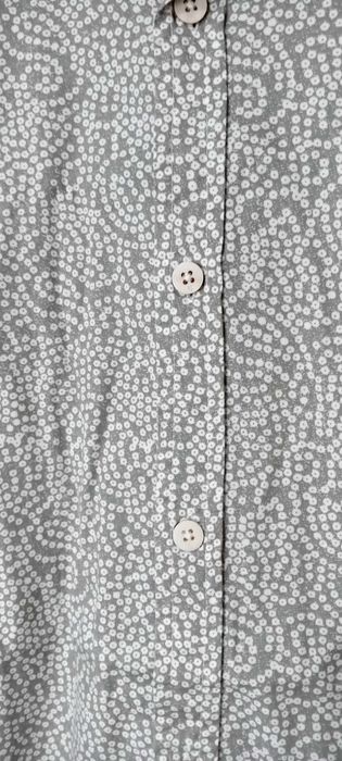 Camisa manga curta - cinza com padrão - S - Garcia Jeans