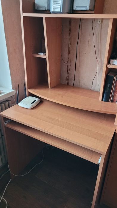 Стол компьютерный