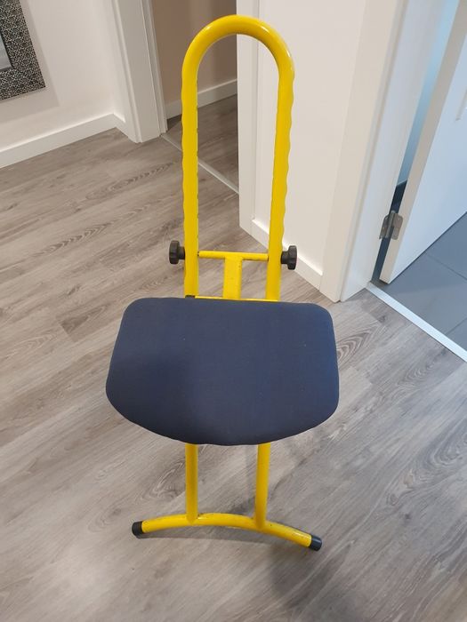 2 Standing Desks for Work Support