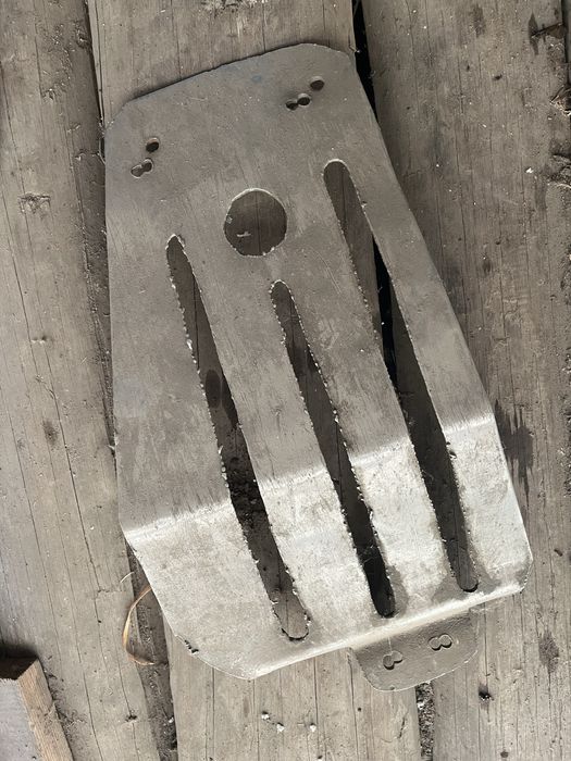 Продам защиту двигуна ваз 2101-2107