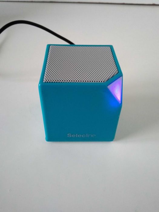 Bluetooth динамік Куб синій робочий колонка