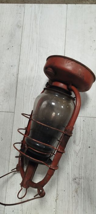 Гасовий ліхтар , керосинові лампа Кажан