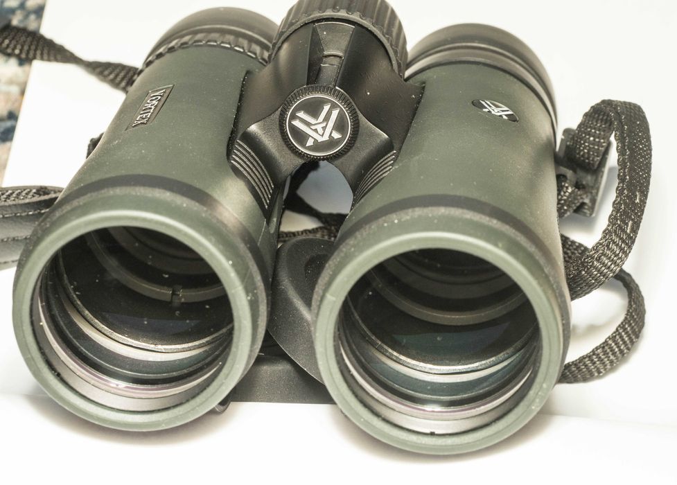 Lornetka Diamondback HD 8×42 mm