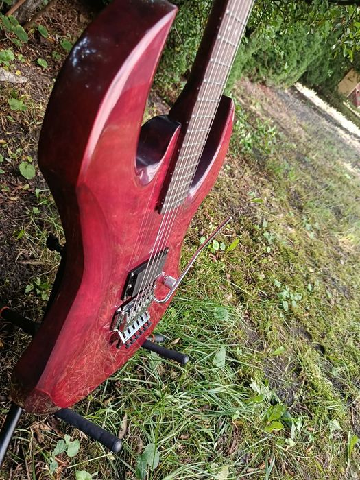 Gitara lutnicza Vooytzeenski Guitars - Dracul + case