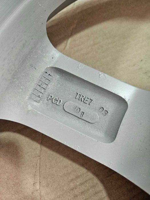 Диски Dezent 5/108 R17 7.5J ET48