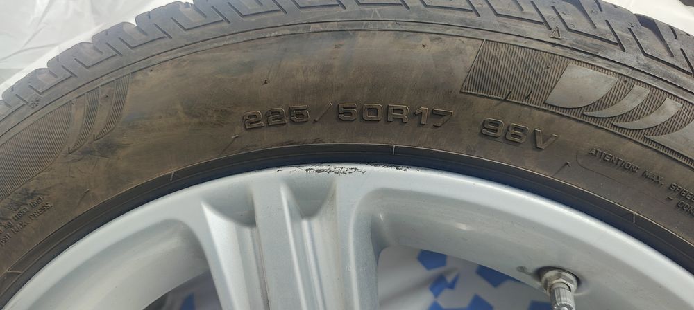 Диски 4 шт BMW 3 F30 R17 c датчиками и зимней резиной FULDA остаток 8+