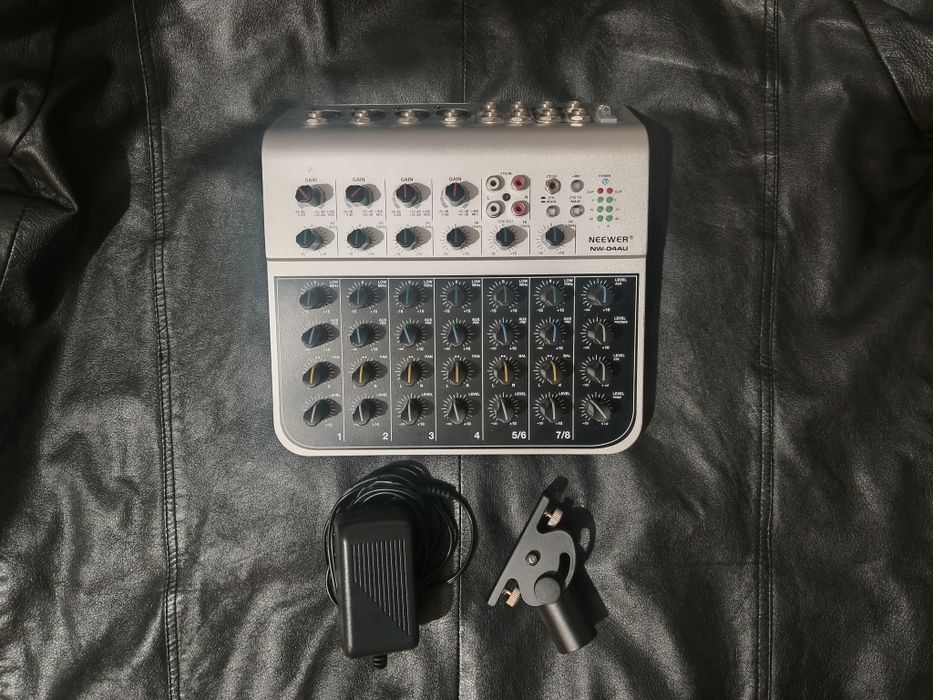 Mesa de Mistura Neewer NW-04AU USB