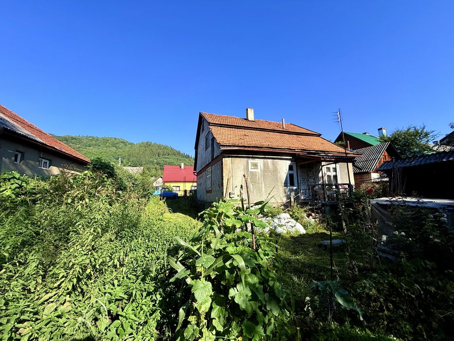 Житловий будинок в центрі м. Рахів, продаж дому, дім