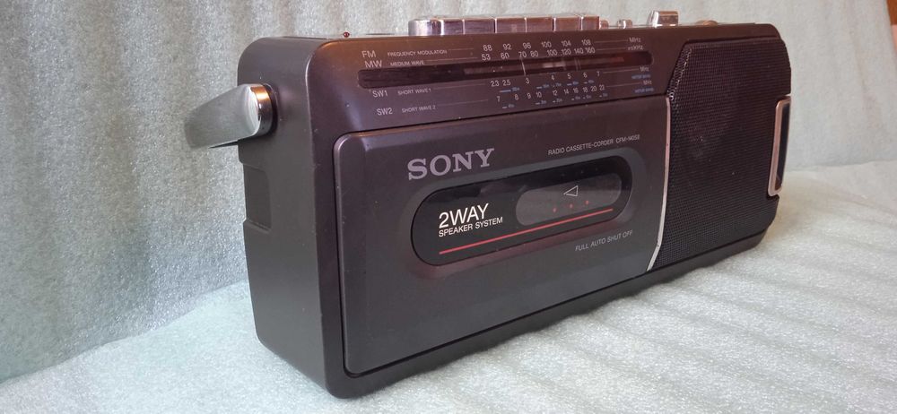 Radiomagnetofon SONY CFM-140SII